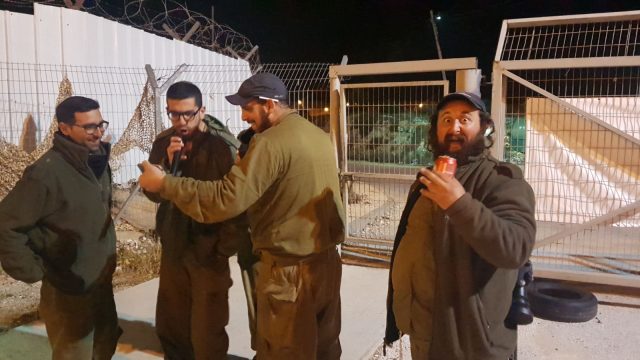 ענק: כשחנן בן ארי הרים את הגדוד עם נסרין• צפו