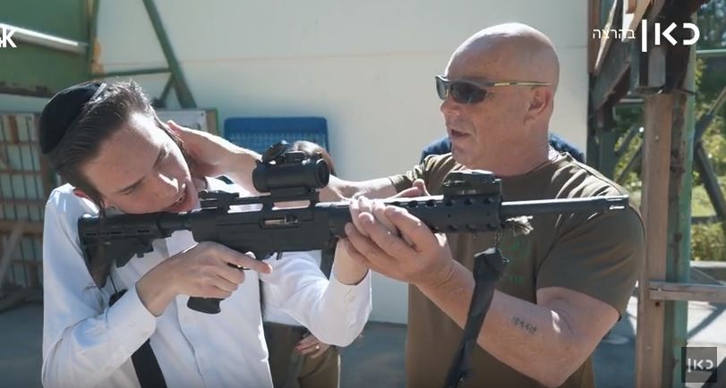 כאן ארגנו גדנ"ע למלך• צפו בפרק הראשון