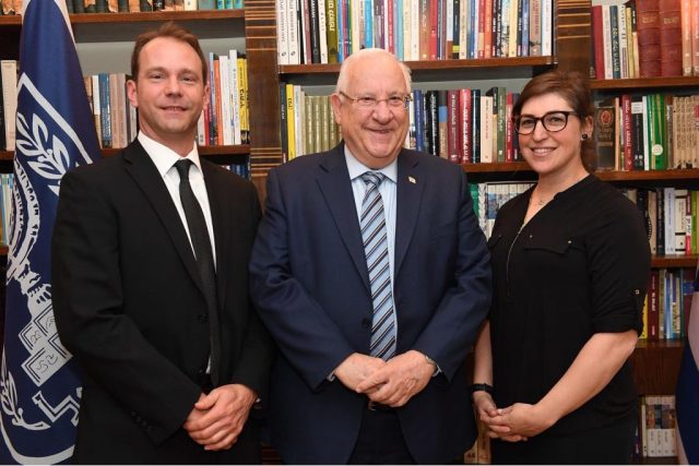"גדלתי בתודעה ציונית": הכוכבת ההוליוודית בביקור מפתיע