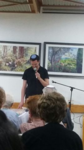 מלגת הצטיינות מקרן אוקס הוענקה השבוע לתלמיד מכללת הרצוג