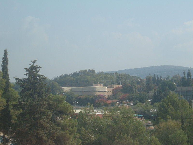 בית ספר מפגיש תלמידים עם פליטה אריתראית
