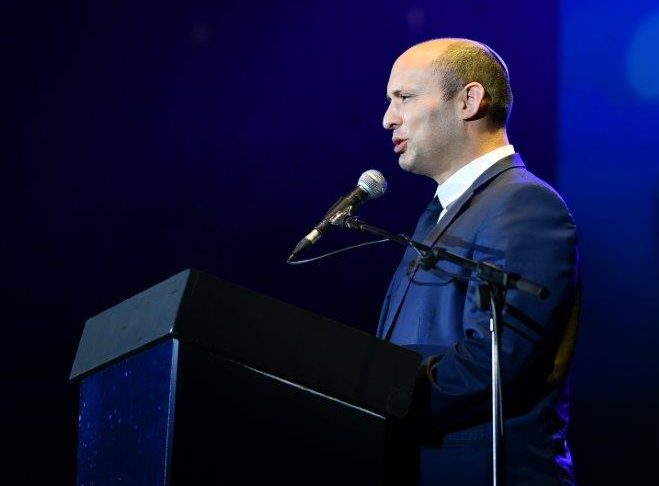 ביום הזיכרון; בנט שולח מסר לאיראן: "אל תנסו אותנו"