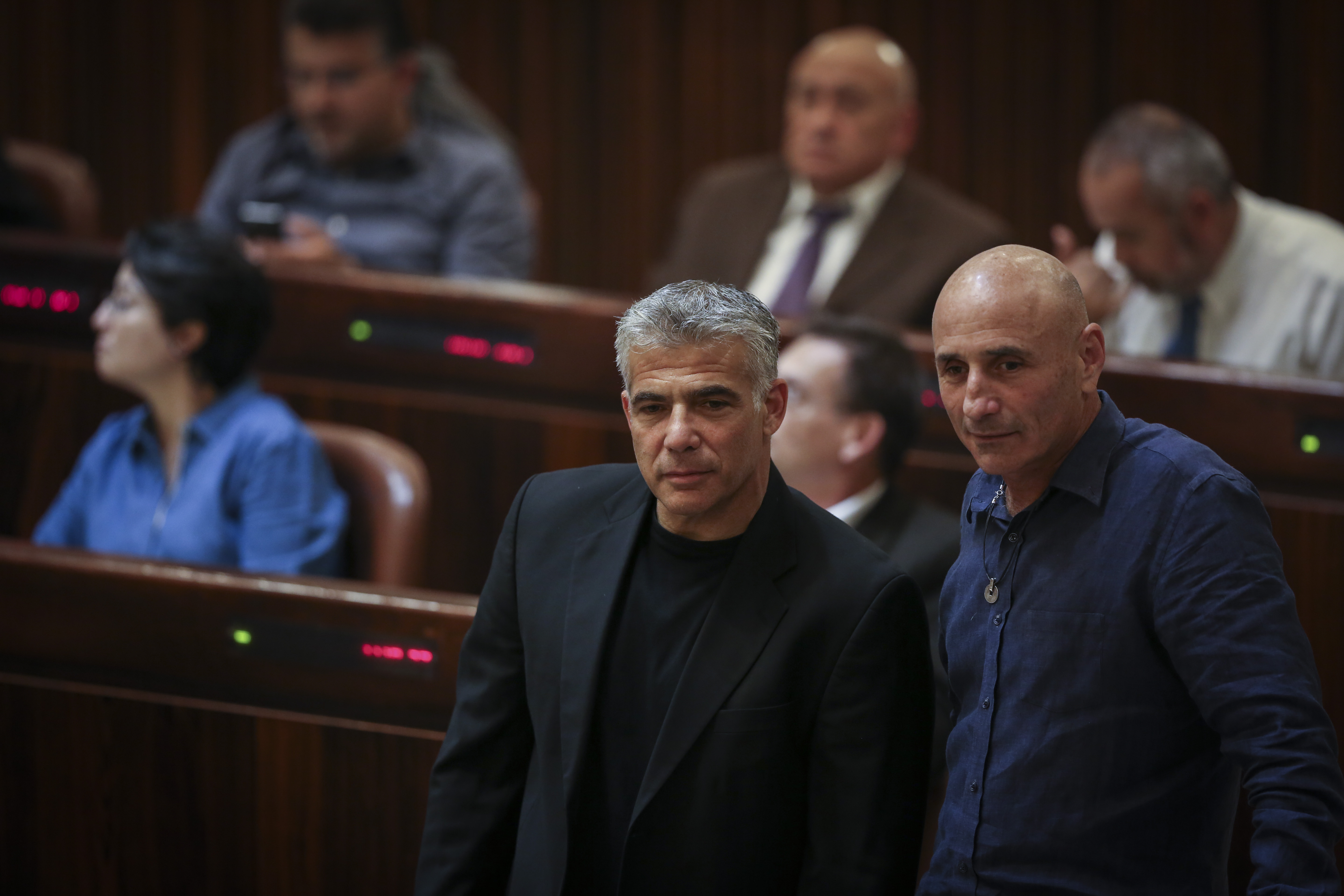 מחלוקת ביש עתיד: בעד או נגד להדיח את זועבי?
