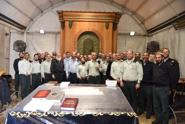 במערת המכפלה (דובר צה"ל)