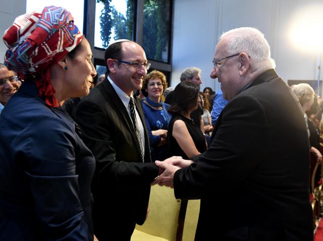 נשיא המדינה ומשפחת שער