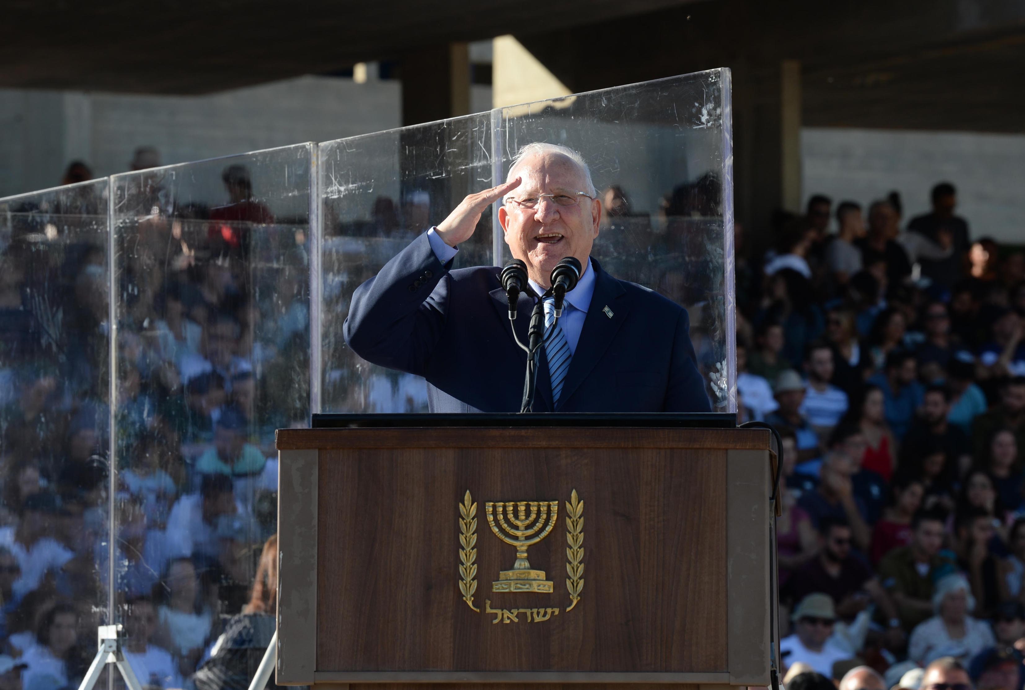 ריבלין: קידום קצינים בצה"ל לא נעשה לפי הכיפה
