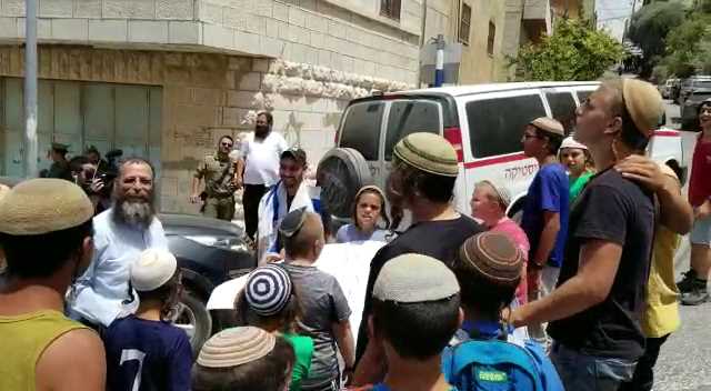 אלאור אזריה הגיע לחברון והתקבל כגיבור. צפו