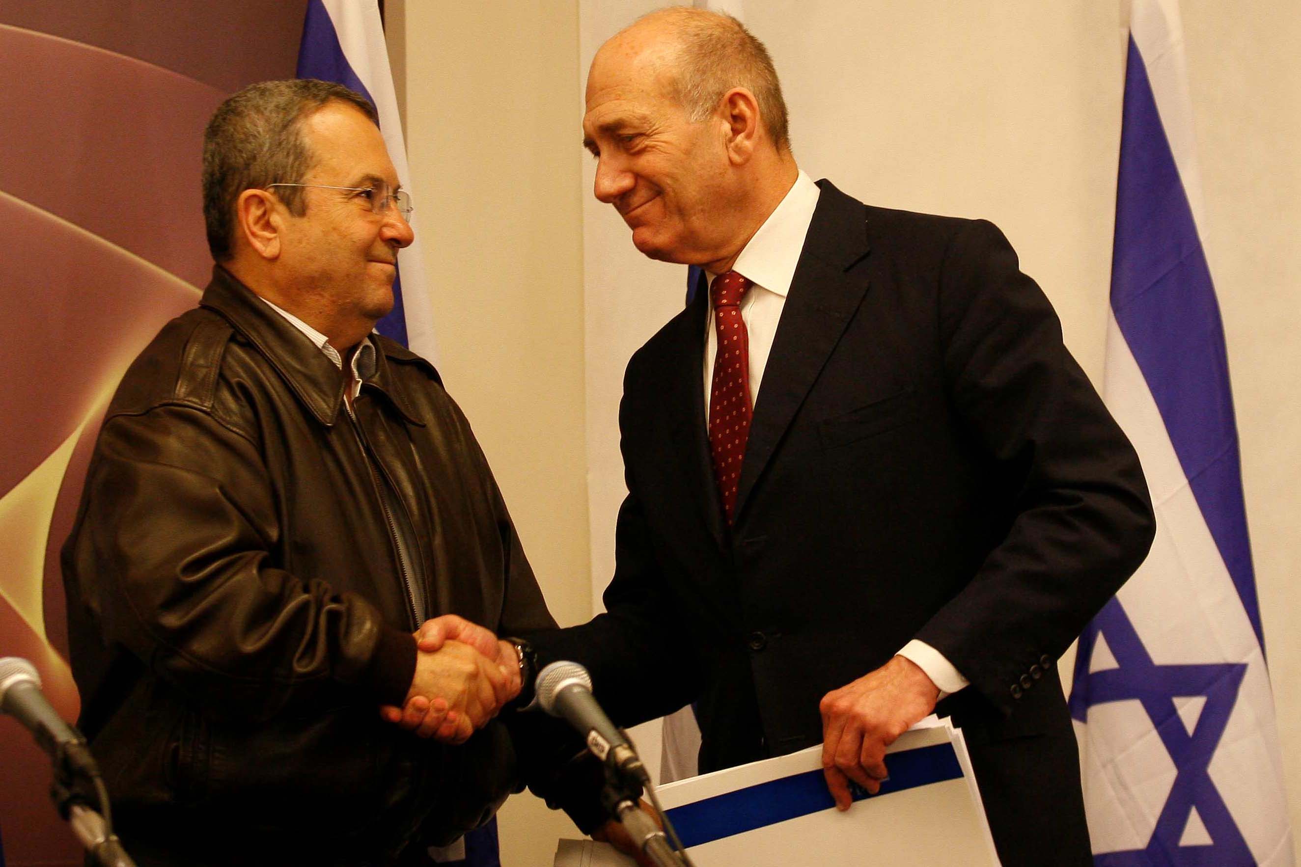 בארץ ובחו"ל: אבטחה צמודה על אולמרט וברק
