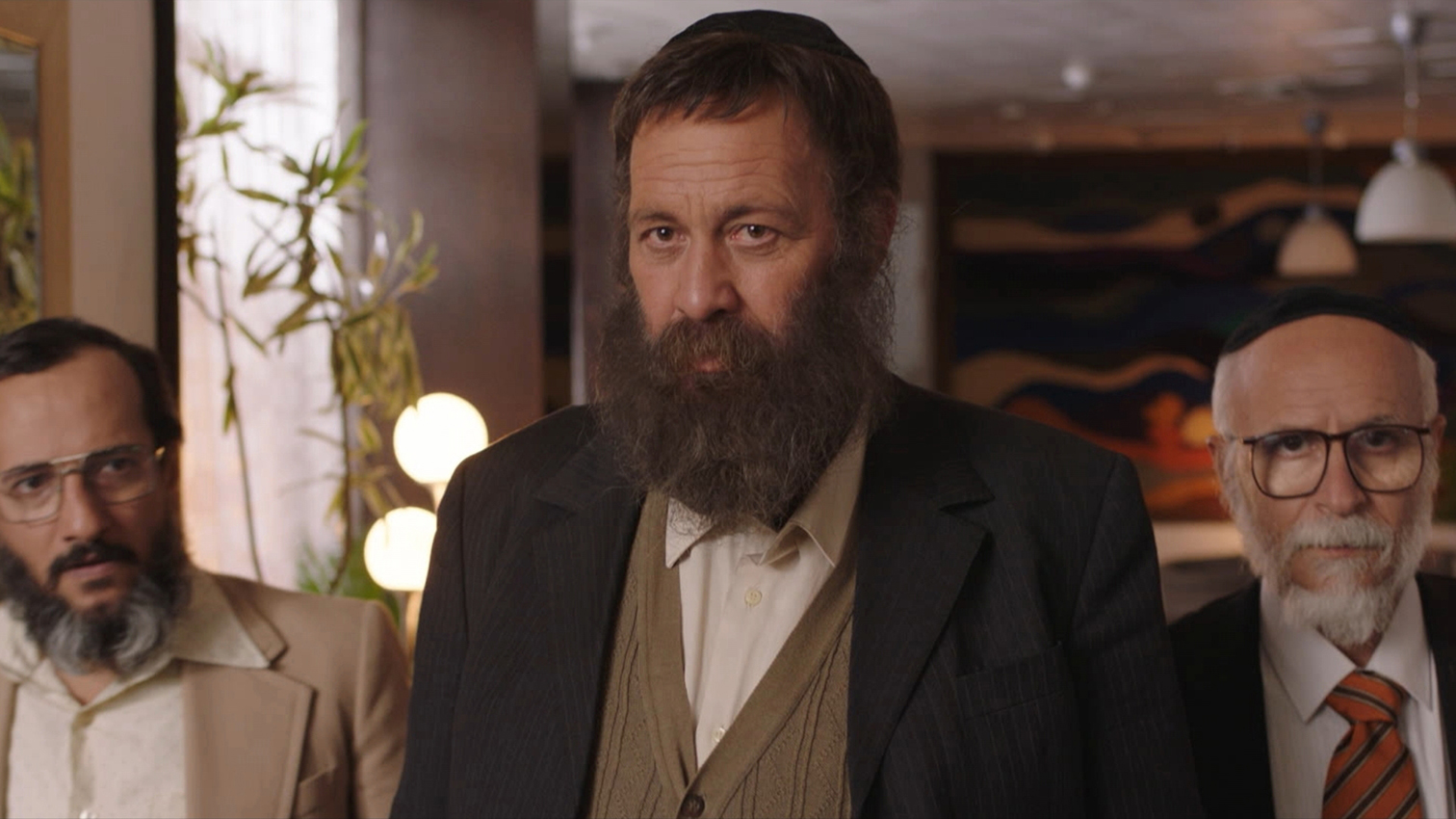 הבלתי רשמיים• פחות רשמיים, יותר אנשים