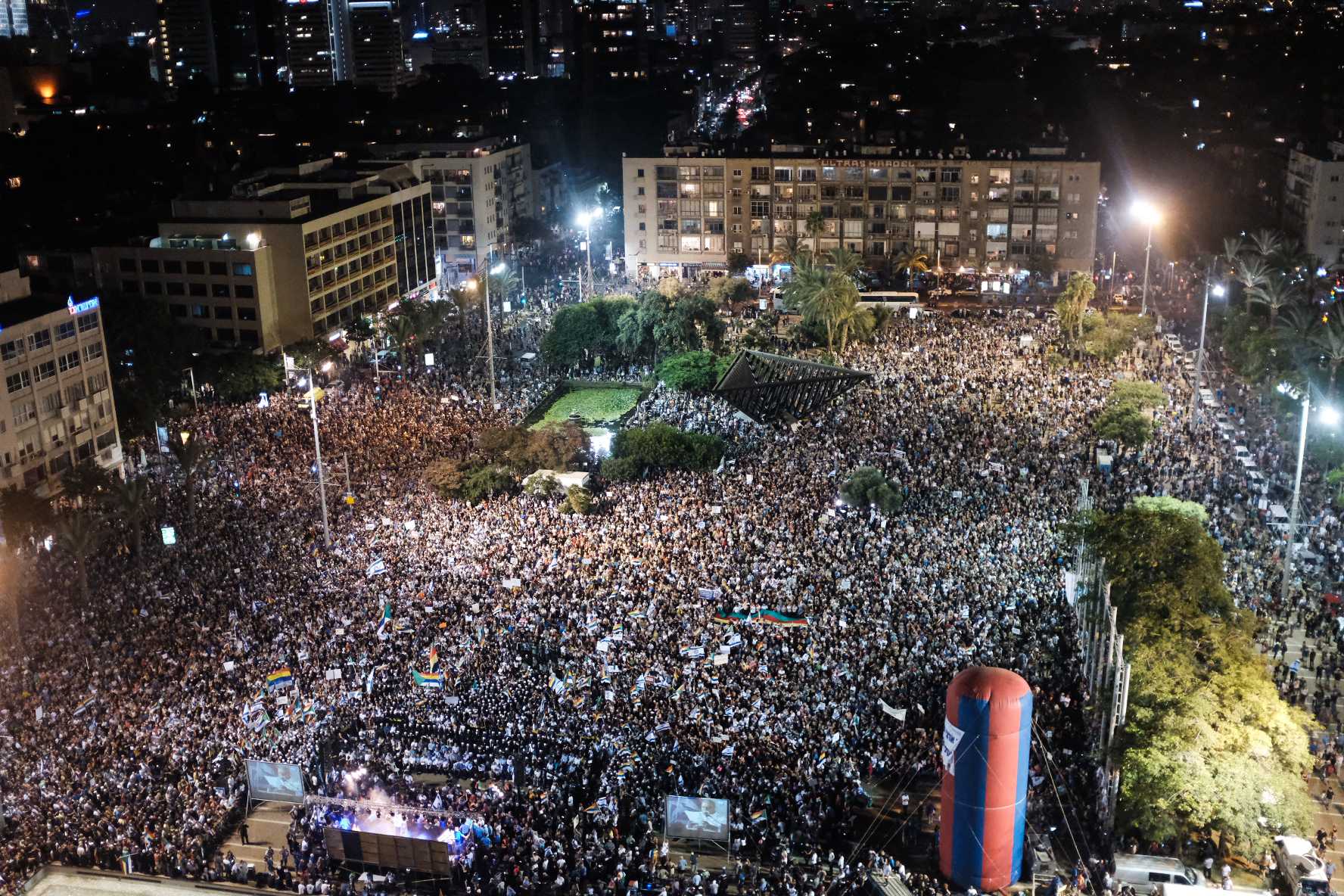 גלריה: הפגנת הדרוזים נגד חוק הלאום בכיכר רבין