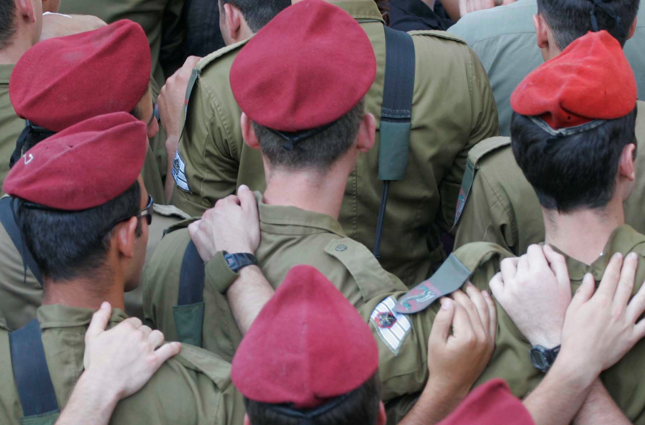 בצה"ל מודים: המפקד אישר לחיילים להפנות את המבט