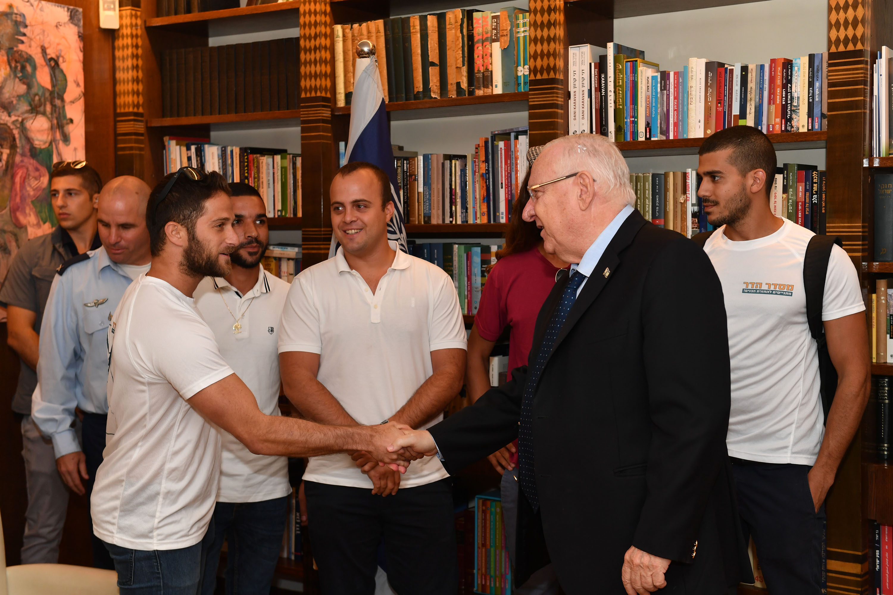 ריבלין הפציר בלוחמים: "אל תחזירו את אותות צוק איתן"