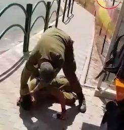 תיעוד: מג"ד בגבעתי מרתק לרצפה חייל שרצה לברוח