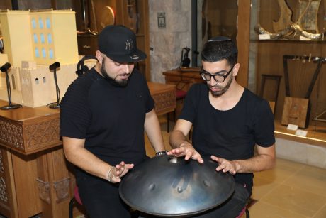 מרגש: כך החליטו הסלבס להתחבר לאלול• צפו