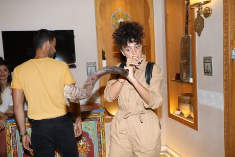 מרגש: כך החליטו הסלבס להתחבר לאלול• צפו