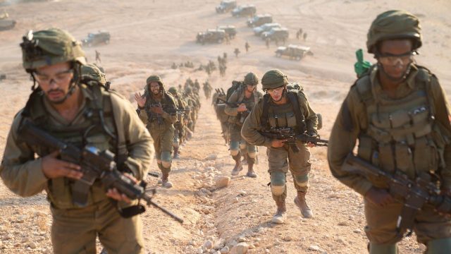 צפו: כוחות צה"ל מתרגלים ללחימה מול חיזבאללה