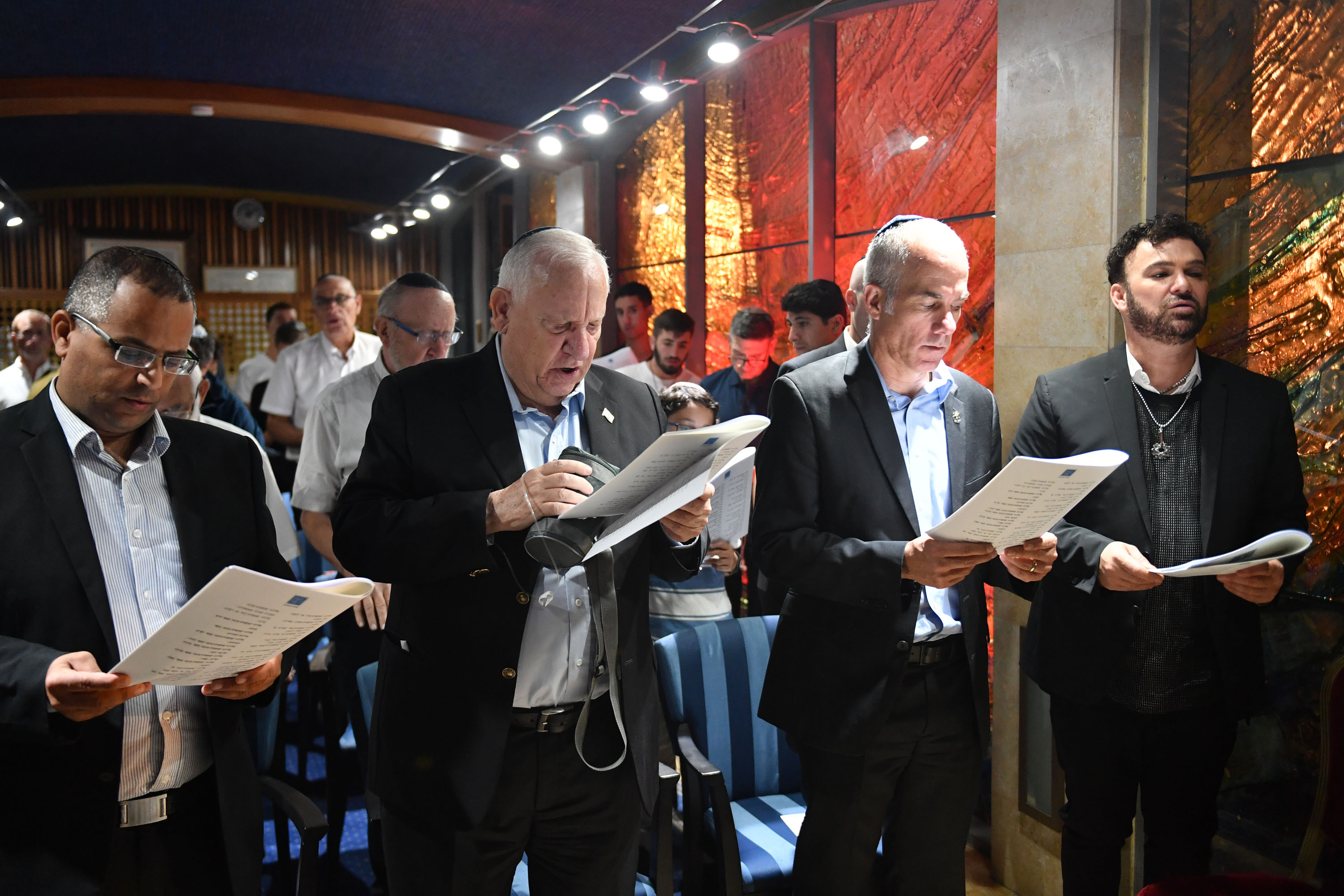 "ראוי שנלמד מנוסח התפילה לחיי היום יום שלנו"