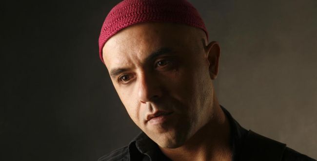מיוון לישראל: ארז לב ארי משיק אלבום חדש ומפתיע