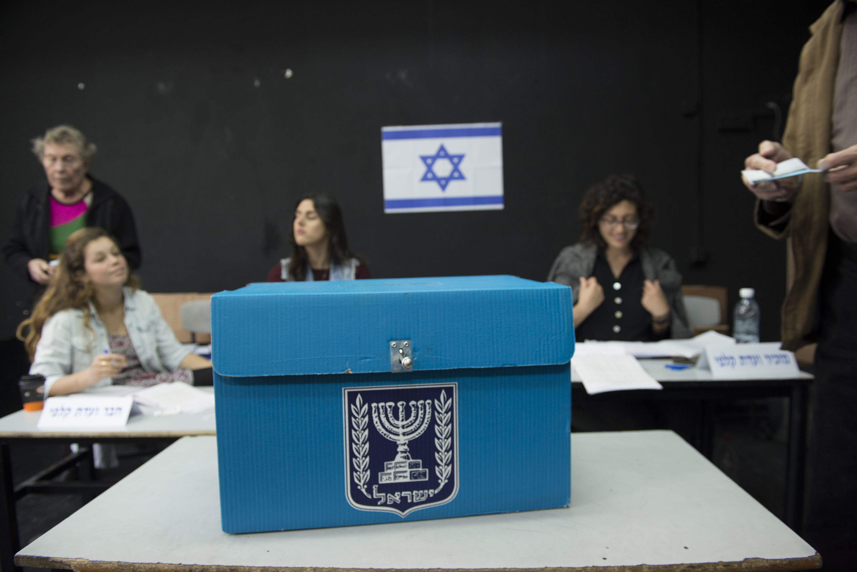 סגן השר הנחה: שכר חברי ועדת קלפי ביו"ש- לא יקופח