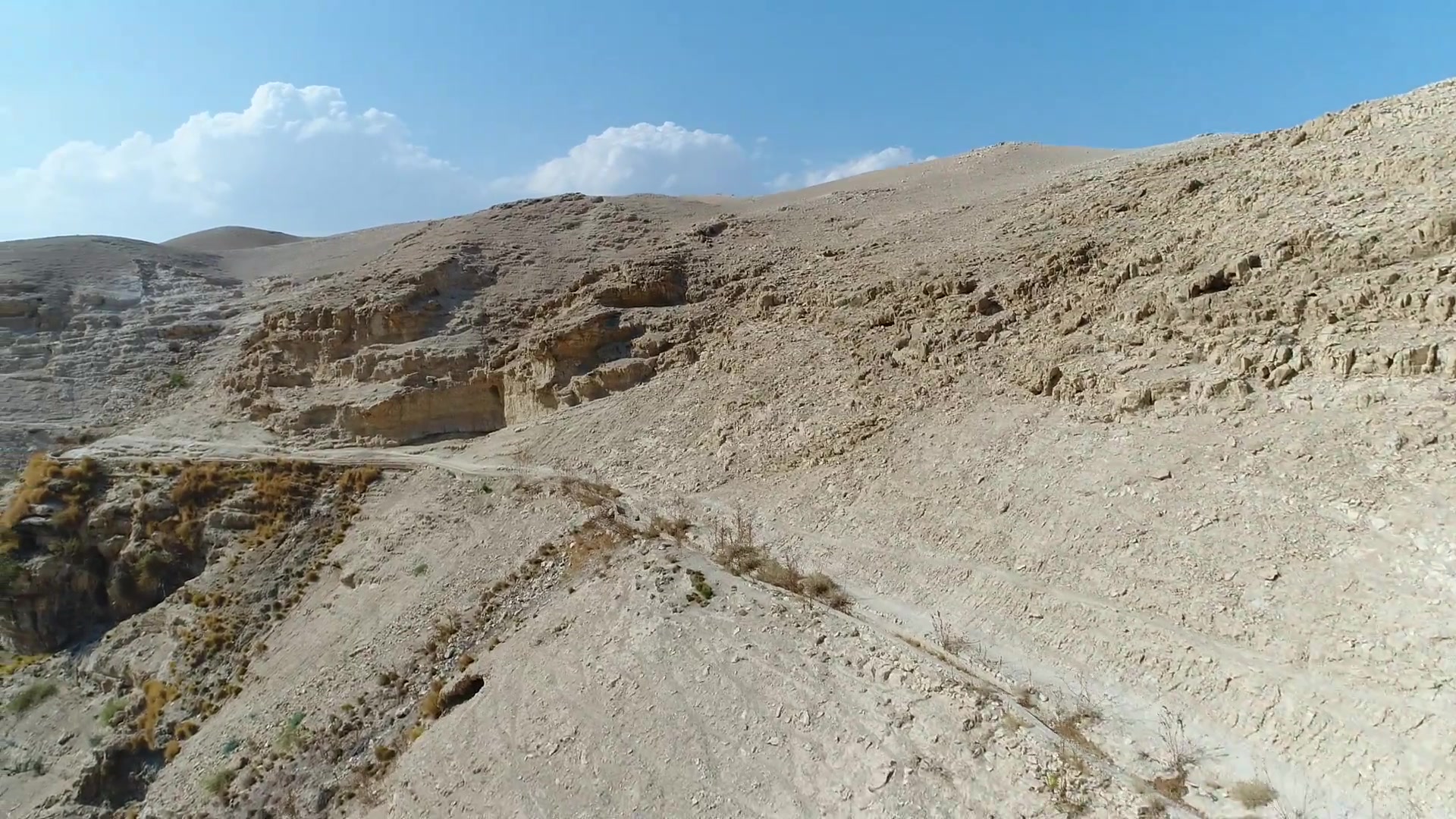 ואדי קלט יחלצ מגילות (1)