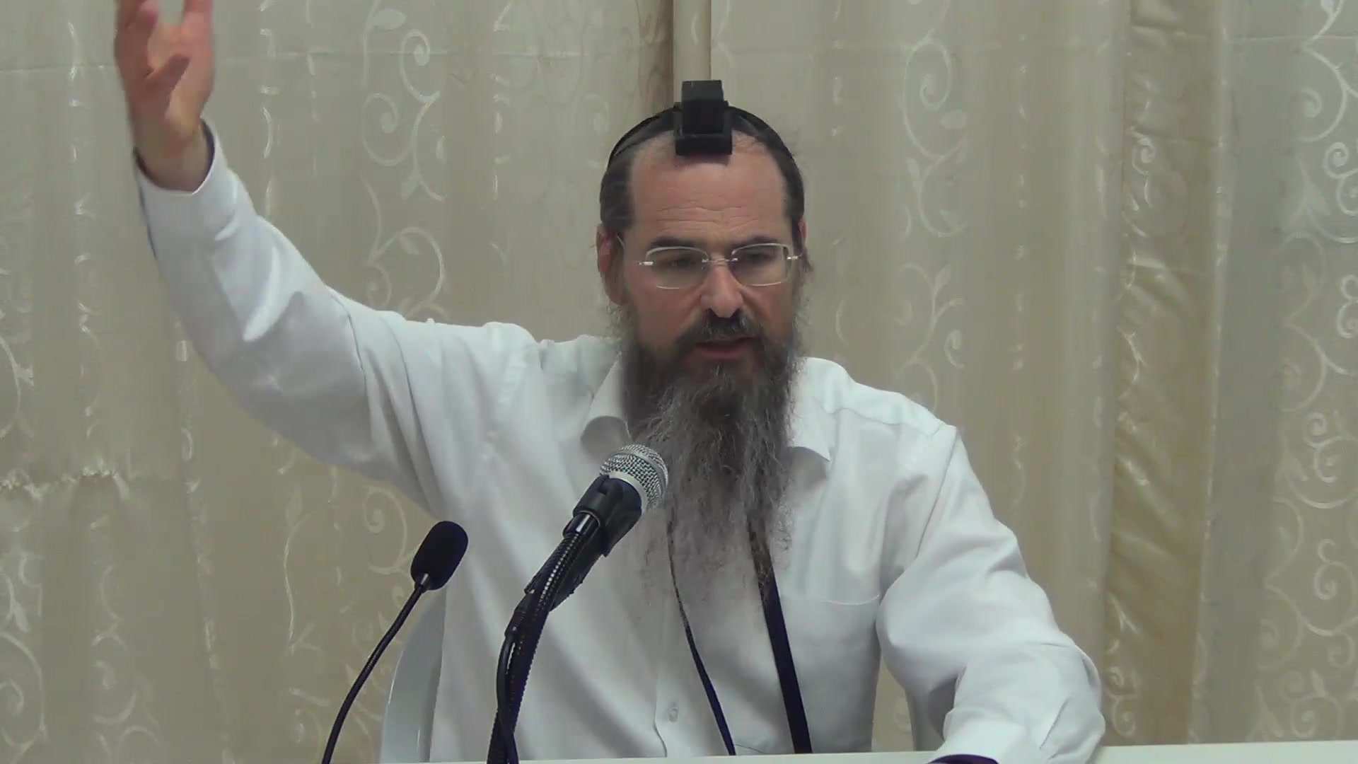 כואב לי שהבן המתבגר שלי מתחצף. קצר (1)