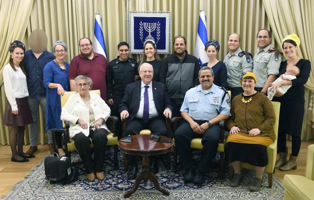 משפחות אלשיך וריבלין
