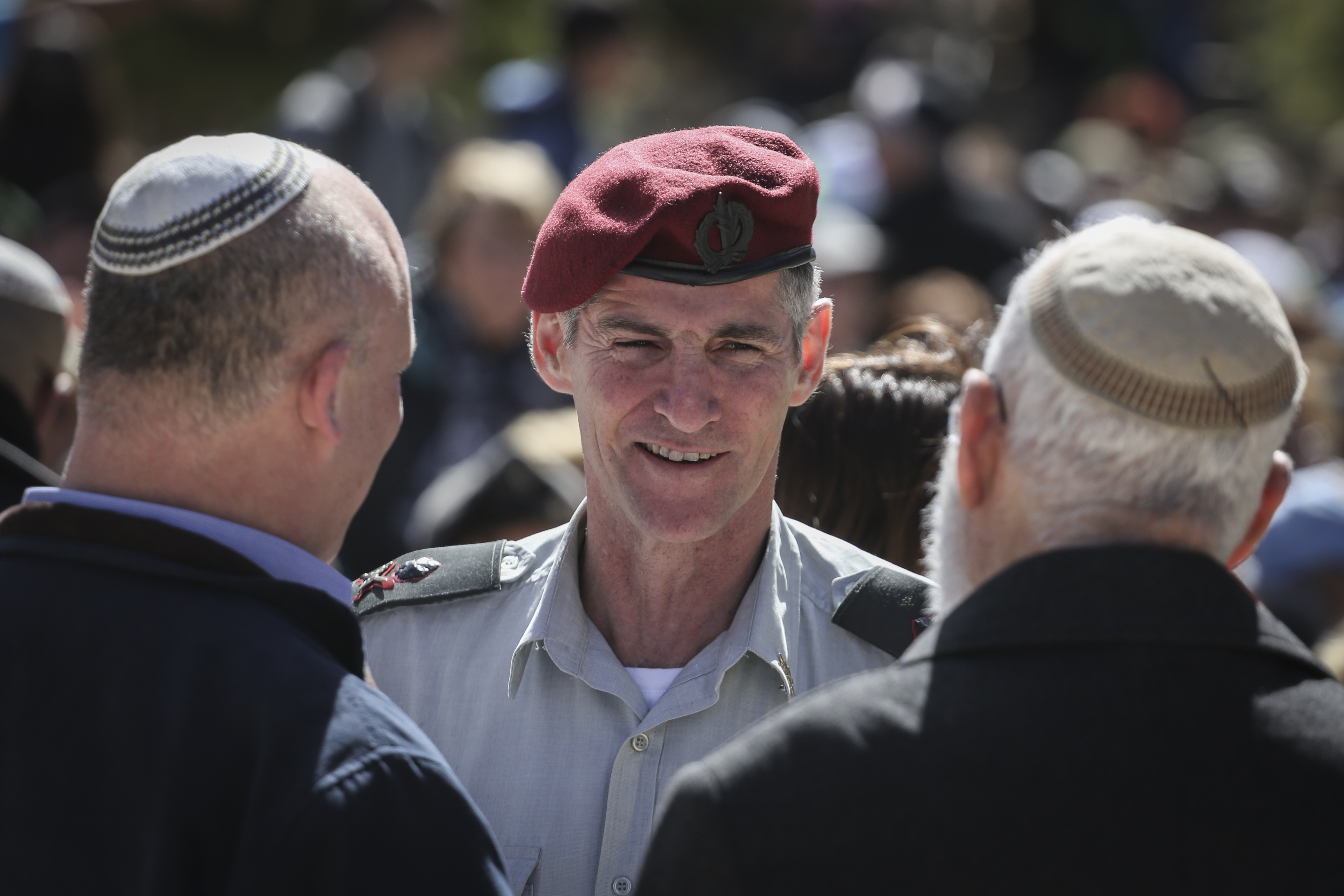 רגע לפני הפרישה: איזנקוט ערך שיחת הבהרה לגולן