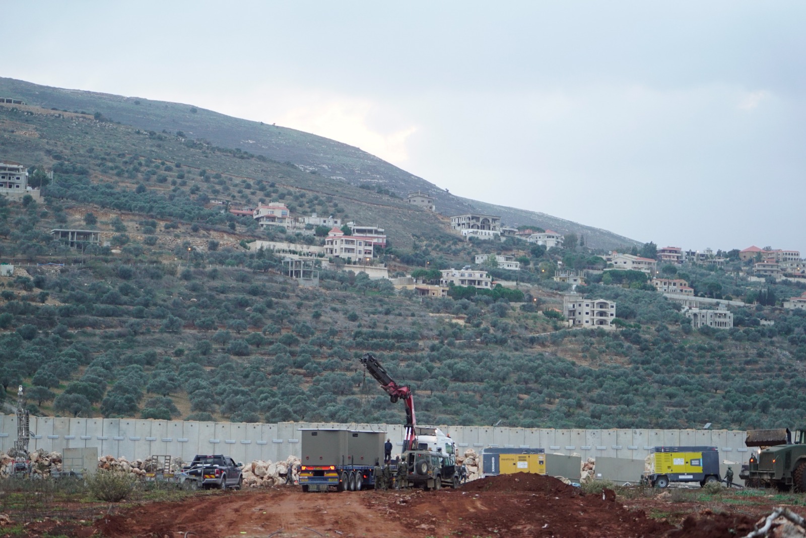 אירוע חמור: חיזבאללה חיבל ב-3 מוקדים בגבול לבנון