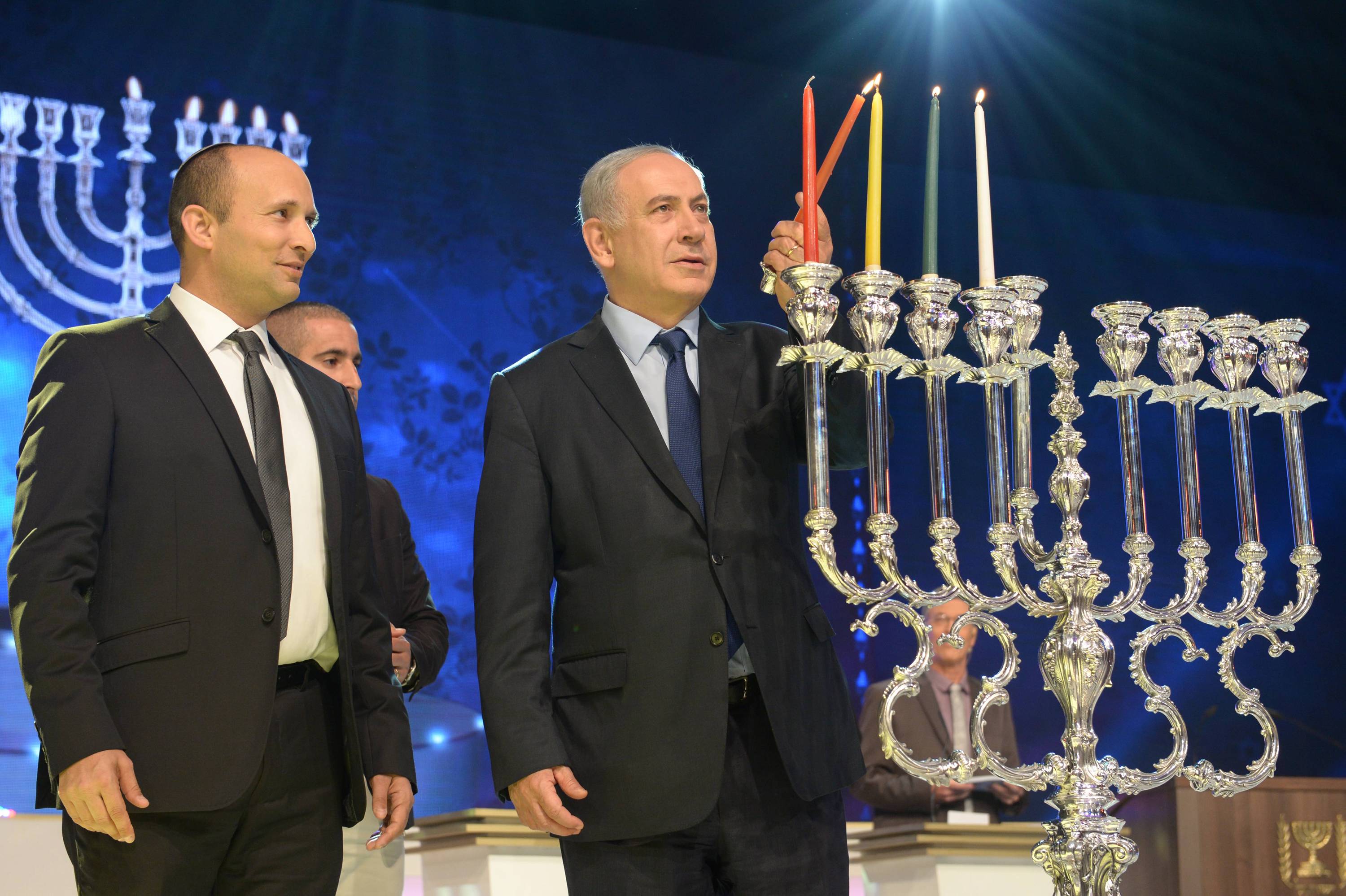 צפו בשידור חי: חידון התנ"ך 'אלוף האלופים' למבוגרים