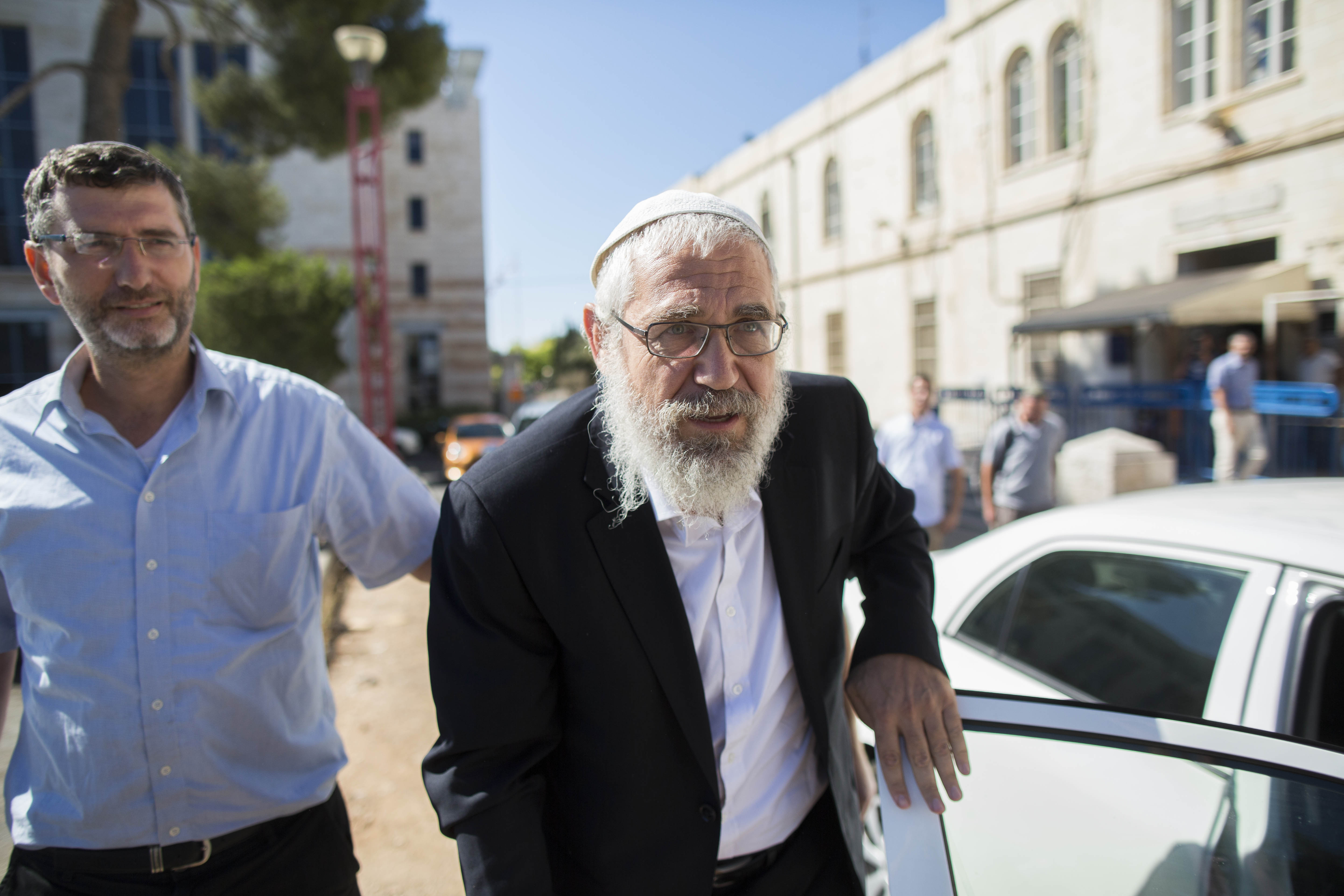 הרב מוטי אלון, לא מוטי אלון! כן אתם קוראים נכון