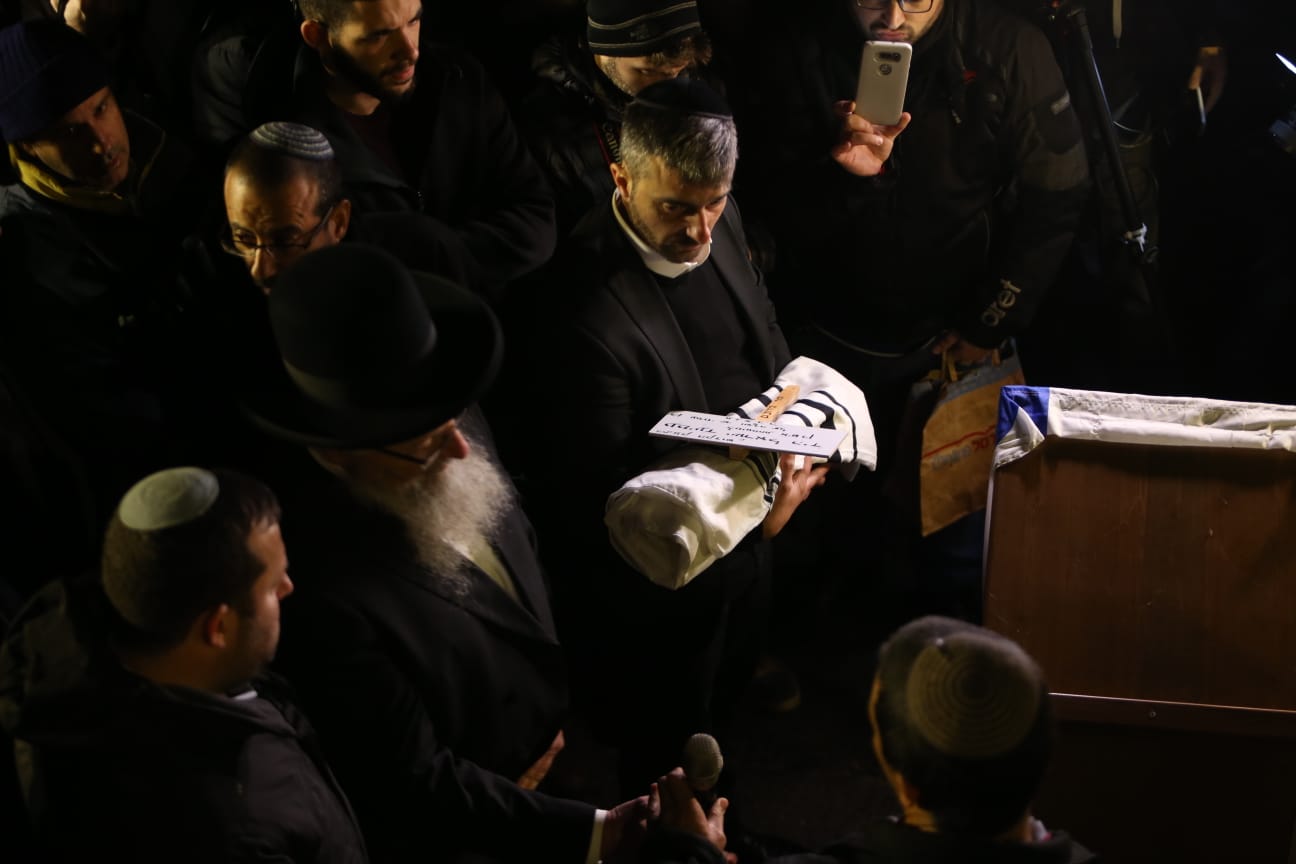 החשבון האלוקי בהלווית עמיעד ישראל איש- רן