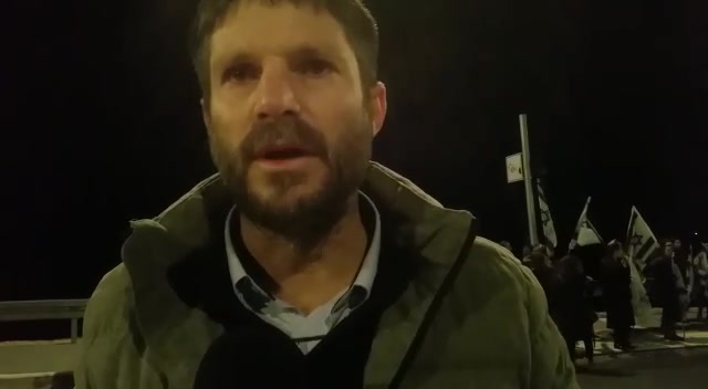 WhatsApp Video 2018-12-13 at 20.10.10