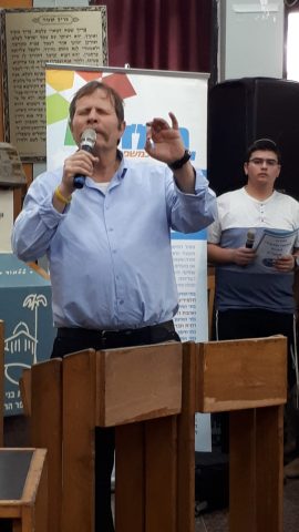 הרב ד"ר אברהם ליפשיץ.