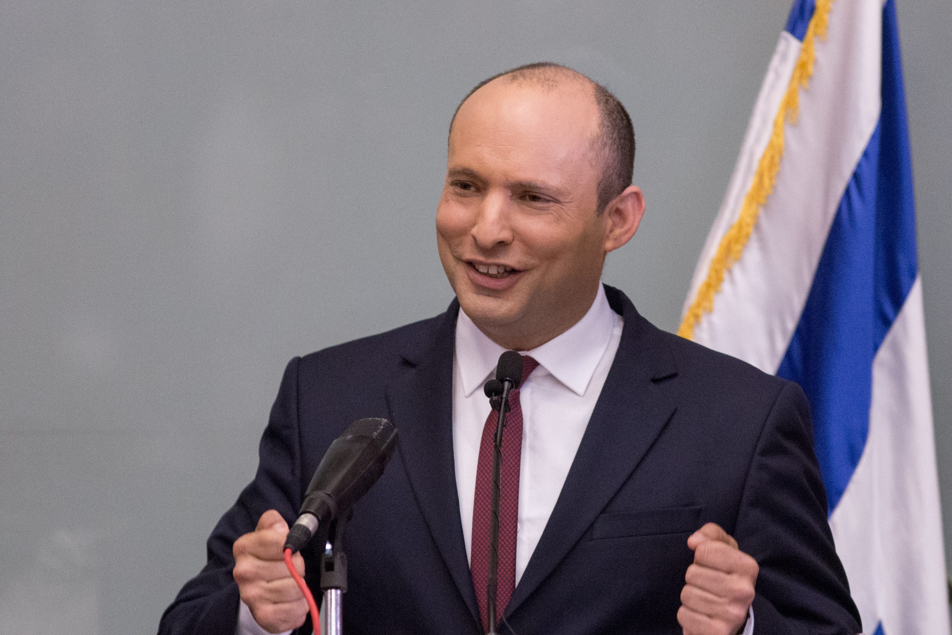 בנט עונה למבקרים: "אני מבטיח את נצחון הימין"