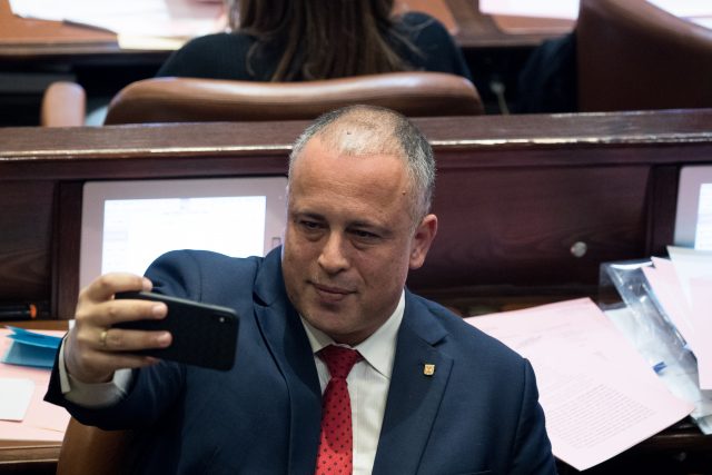 תיעוד אחרון: הח"כים בסלפי פרידה מהכנסת • גלריה