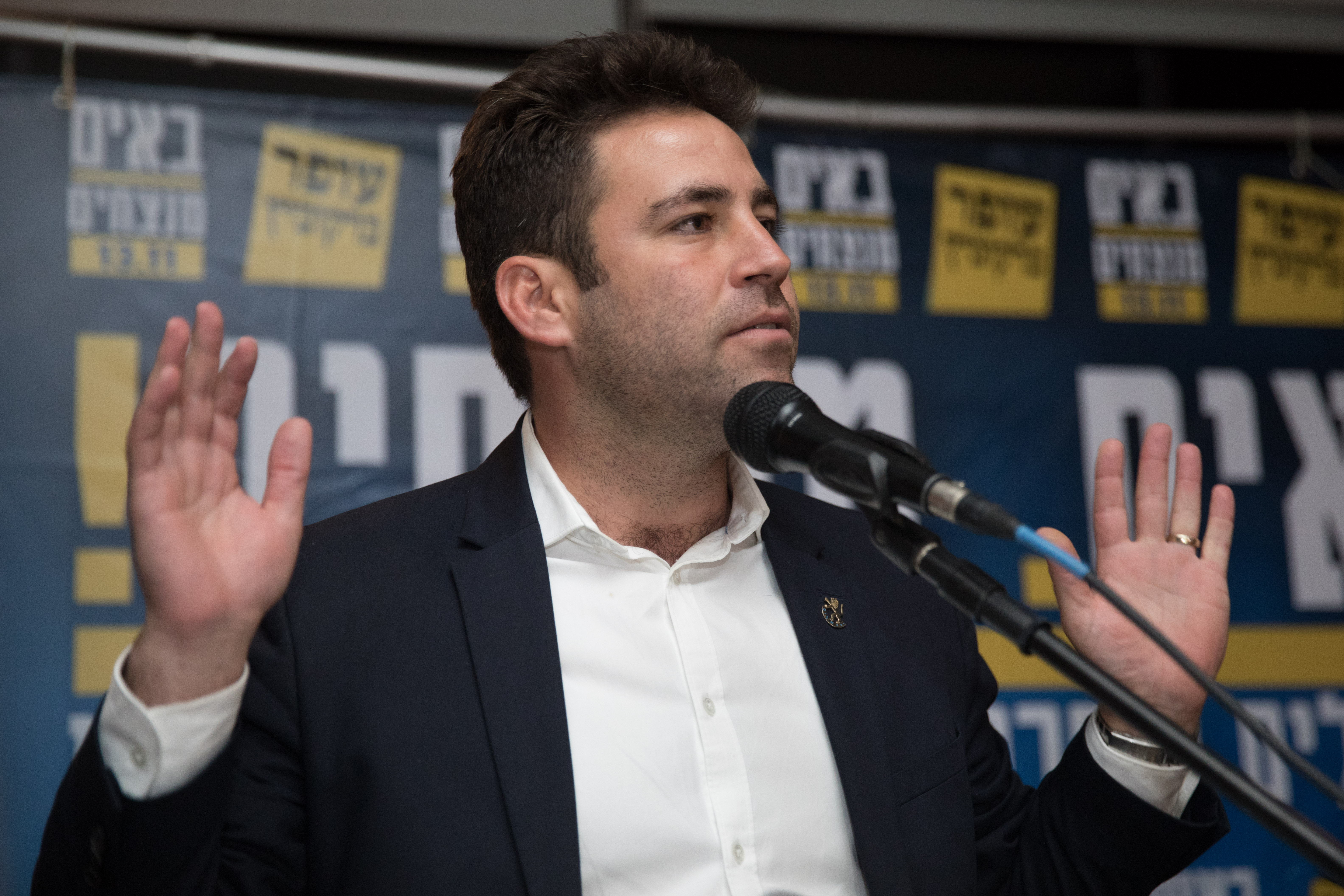 דרמה: עופר ברקוביץ' הודיע על פרישה