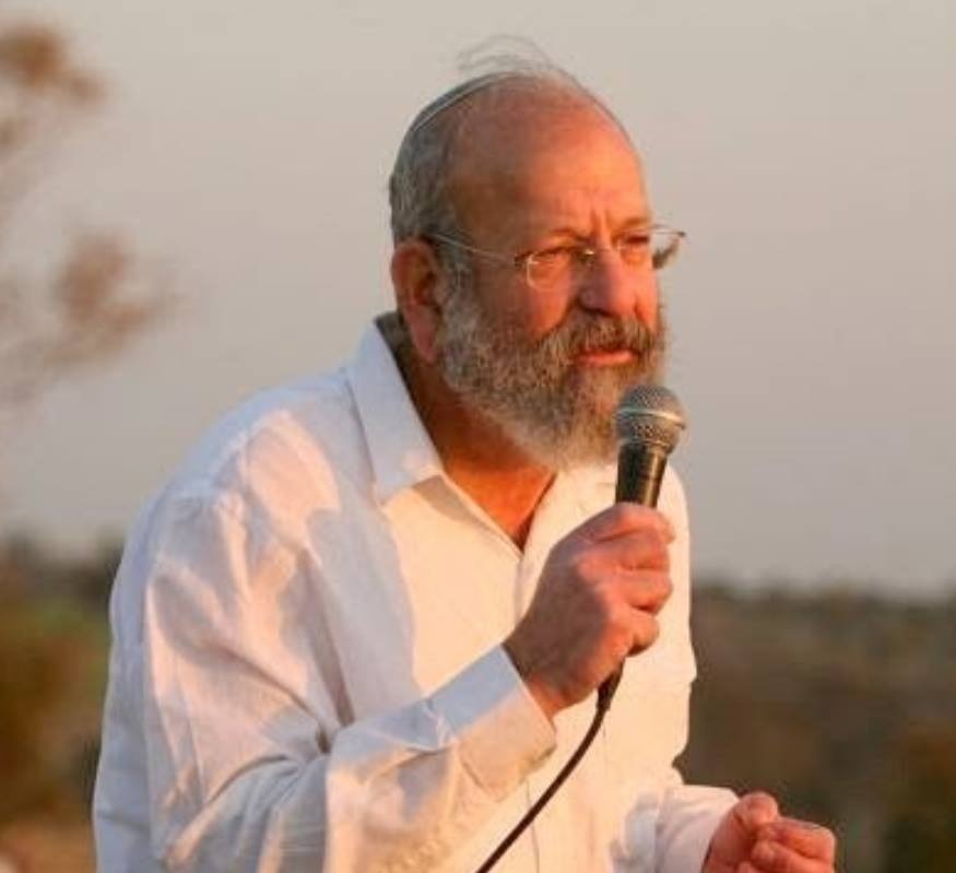 זכיתי לקבל משלוח מנות מהרב אלישע וישליצקי זצ"ל