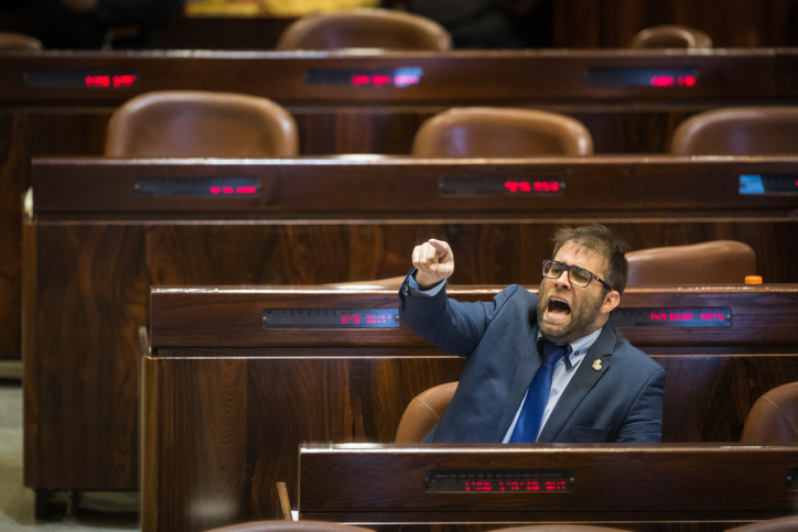 בעקבות דבריו: חזן במתקפה חזיתית על רובי ריבלין