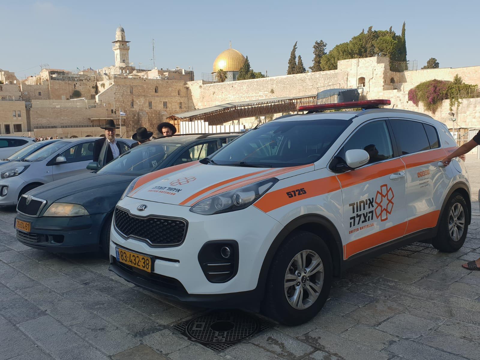 בהשבעה של 'נצח יהודה': החייאה מוצלחת על בן 50 בכותל המערבי