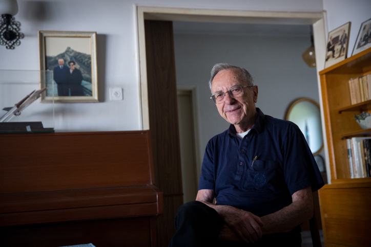 "גדול אוהבי הארץ": הח"כים נפרדים ממשה ארנס