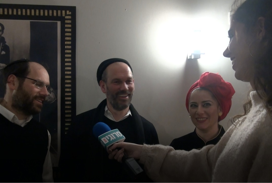 צפו: משפחת רזאל מגיבים להשוואה למשפחת בנאי