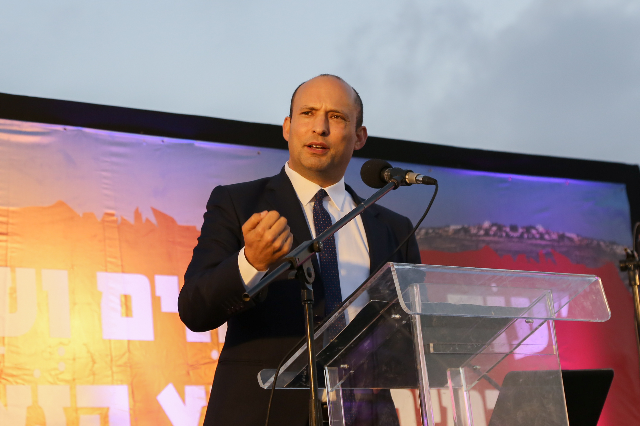 בנט: "לא נשב בממשלה שתסכים למדינה פלסטינית"