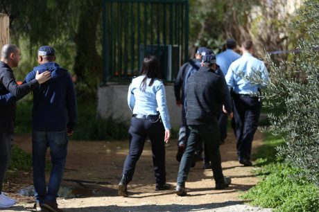 המומים וכואבים: תיעוד חילול בית הכנסת בירושלים