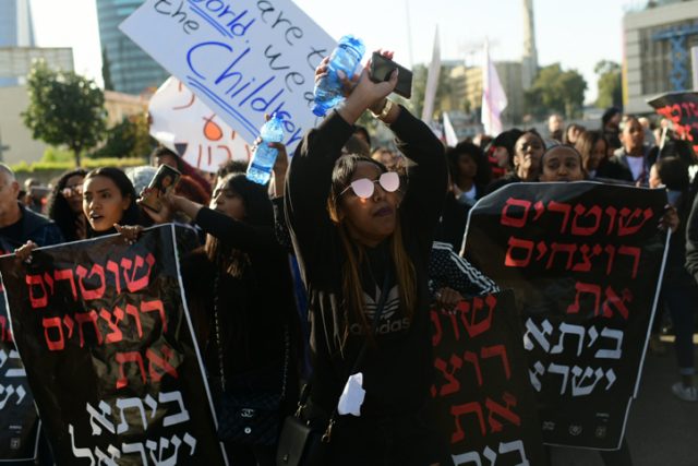 מחאת יוצאי אתיופיה: אלפים חסמו את נתיבי איילון