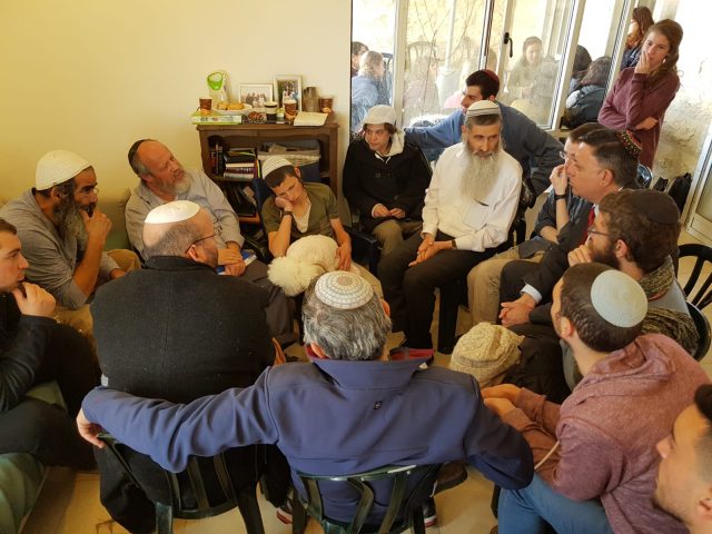 גנץ וגבאי ניחמו את משפחתה של אורי הי"ד