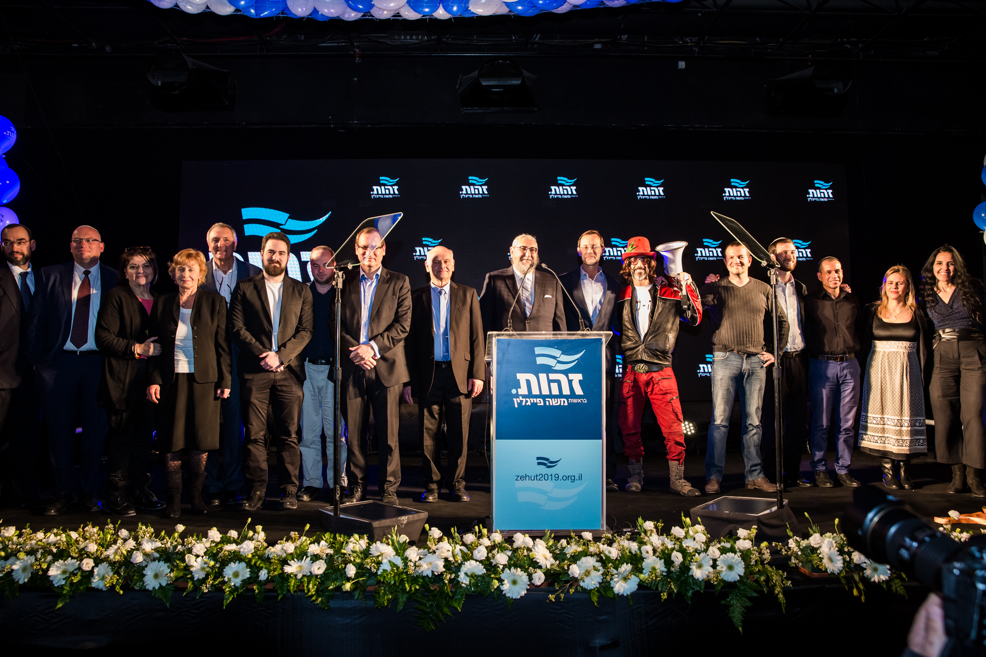 ירון דקל התלווה לפייגלין שהפך תקווה למעשנים ירוק