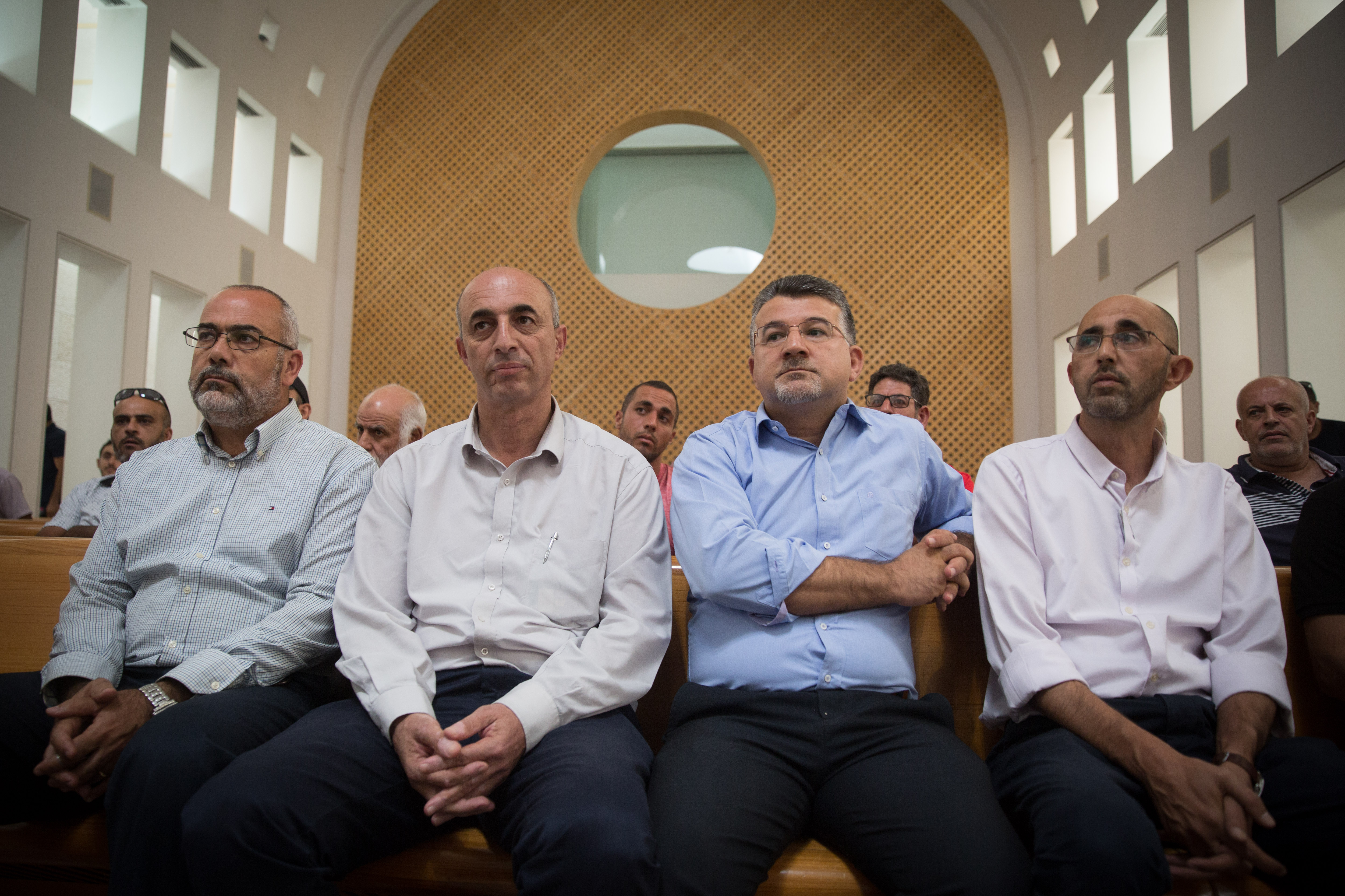 קריאה ליועמ"ש לפתוח בחקירה פלילית נגד בן ארי