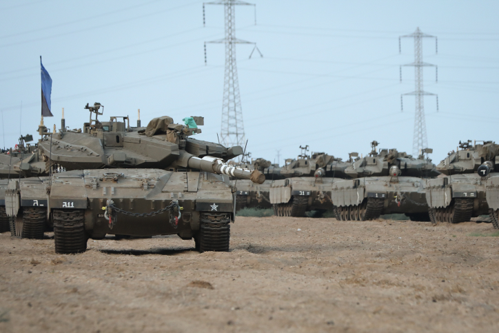 צה"ל נערך לתגובה, צירים סמוכים לגדר הרצועה נחסמו