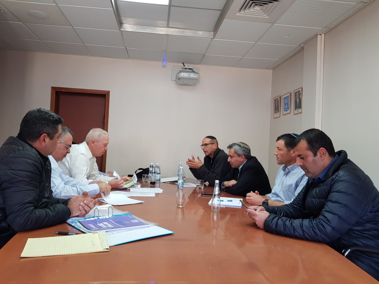 "מפלגות רבות בגוש הימין על גבול אחוז החסימה"