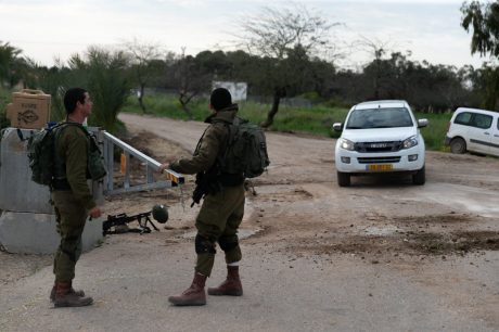 גלריה: הדרום חוזר לשגרה, צה"ל נערך לתקיפה